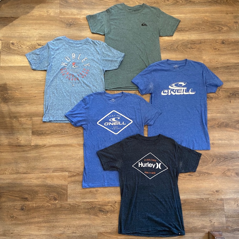 5 men’s small t-shirts